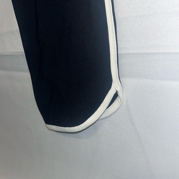 Tuckernuck Capri Pants - Picture 3 of 5